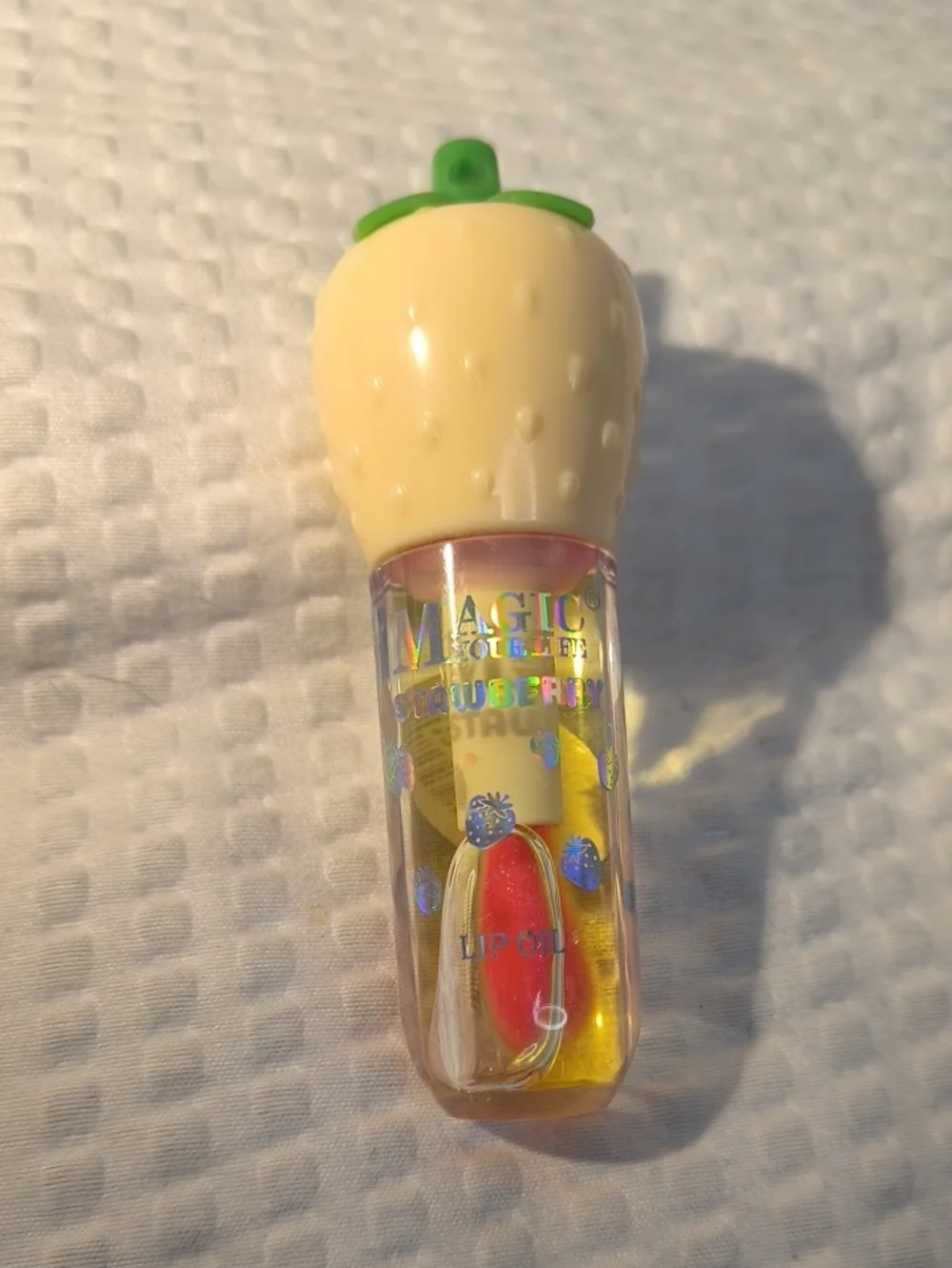 Magic Your Life Strawberry Lip Oil Gloss